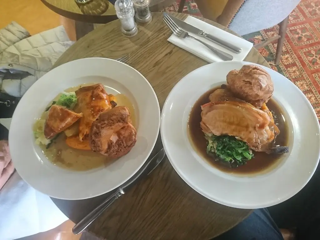 Menu_The Lion Hotel - Pub & Restaurant_Wimborne Minster_image_6