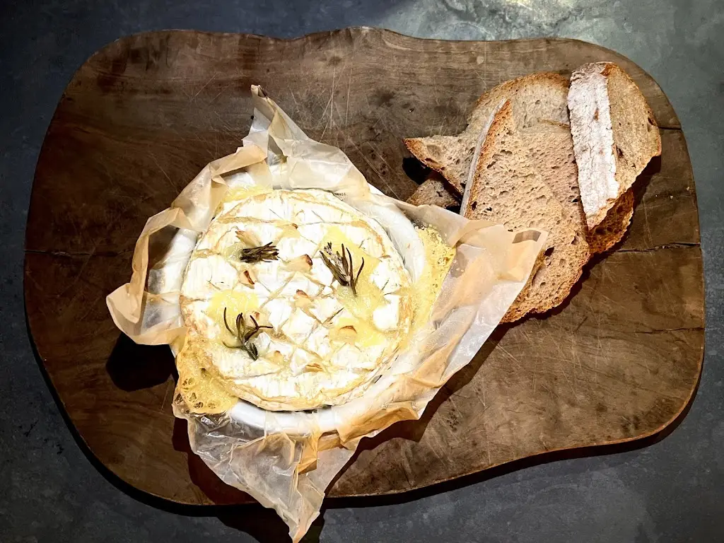 The Lion Hotel - Pub & Restaurant_Wimborne Minster_slider_image_2