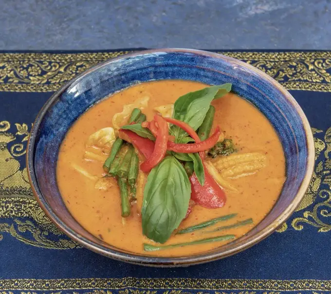 NUSARA | Thai_Wimborne Minster_slider_image_3