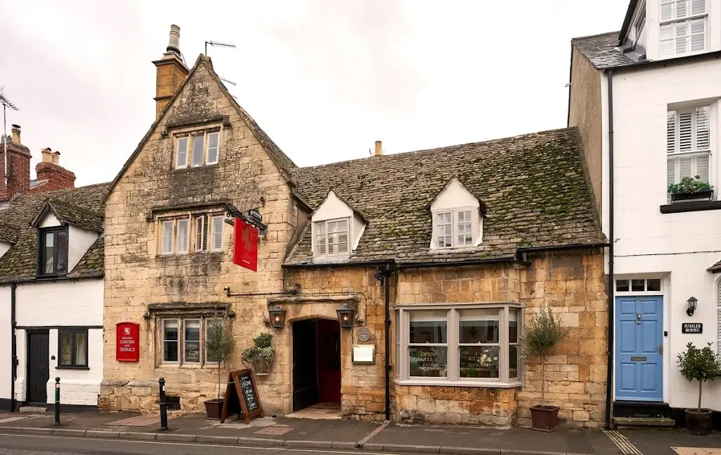 The Lion Inn_Winchcombe_slider_image_3