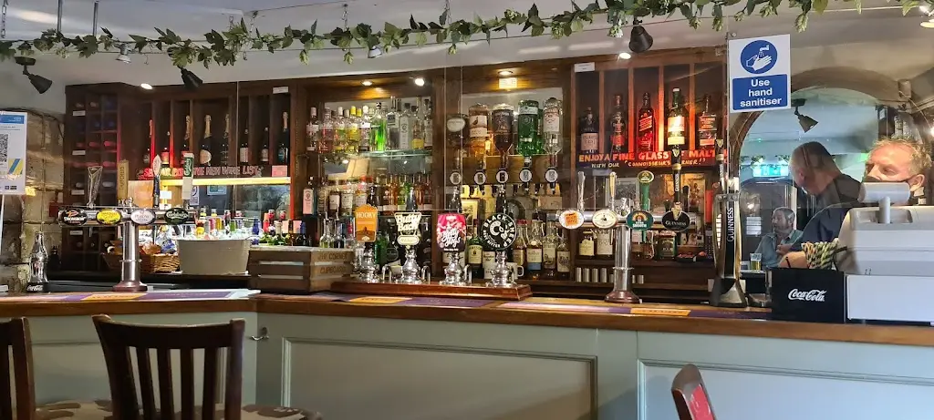 The Corner Cupboard_Winchcombe_slider_image_1