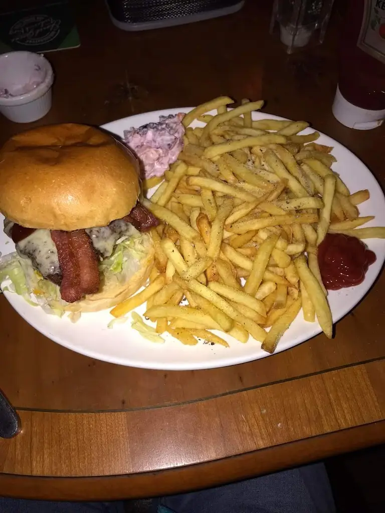 Dancing Queen_The Drunken Dragon_Bicknacre_recensione