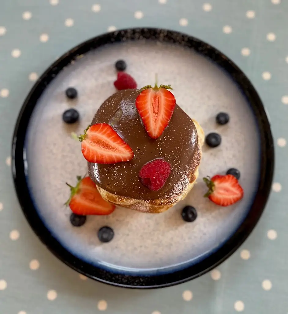 Orchard Kitchen at Hayles Fruit Farm_Winchcombe_slider_image_2