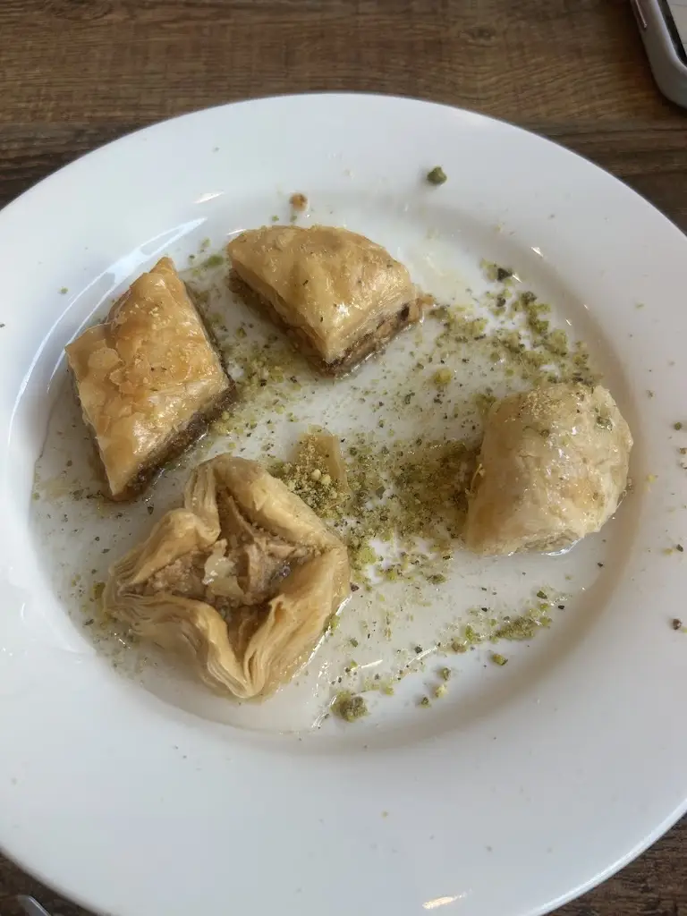 honi skidmore_Casablanca Restaurant_Winchcombe_review