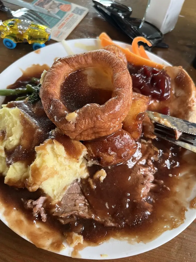 sher anderton_The Spread Eagle_Withernsea_review