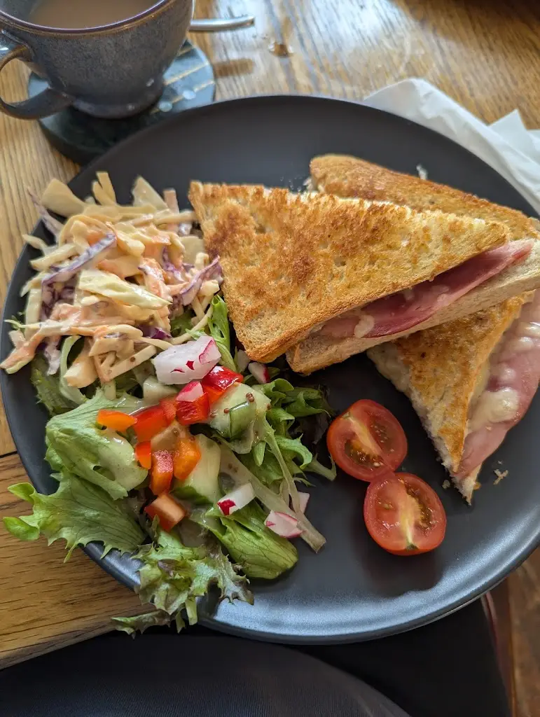 Natalie Dyke_Sour Cow_Wirksworth_review