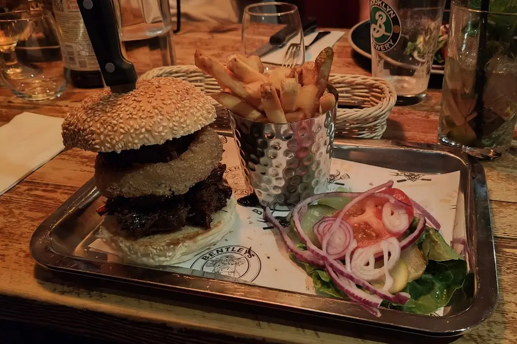 Bentleys Steakhouse_Bexhill-on-Sea_slider_image_3