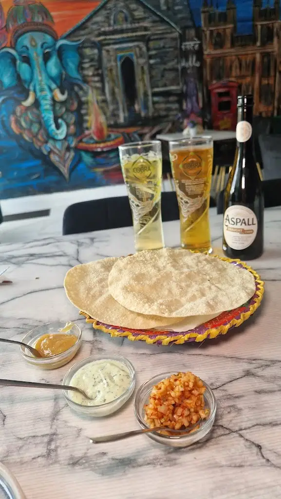 Radhika_Hinglish_Wigston Magna_review