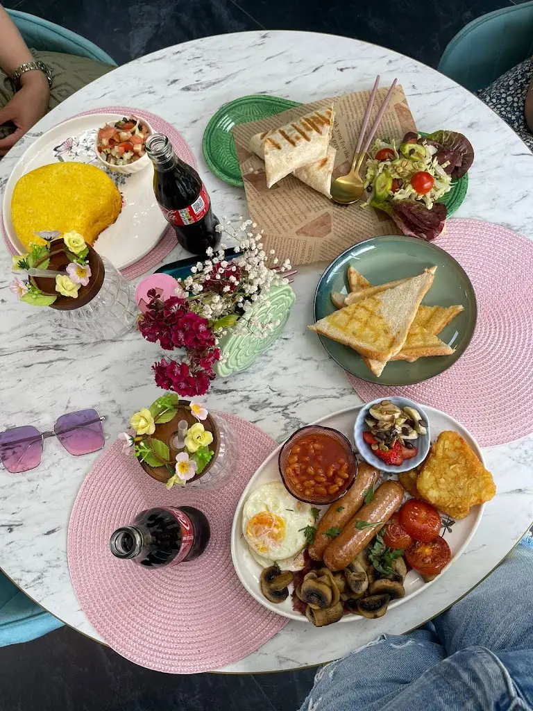 Menu_Dreams_Wigston Magna_image_9