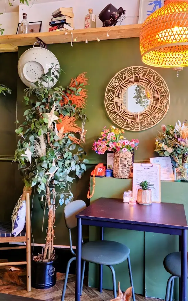 Tree House Cafe_Wigston Magna_slider_image_2