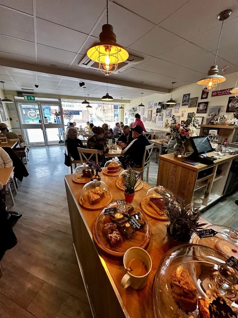 Aziz Karakas_Mrs T's Pantry_Wigston Magna_review