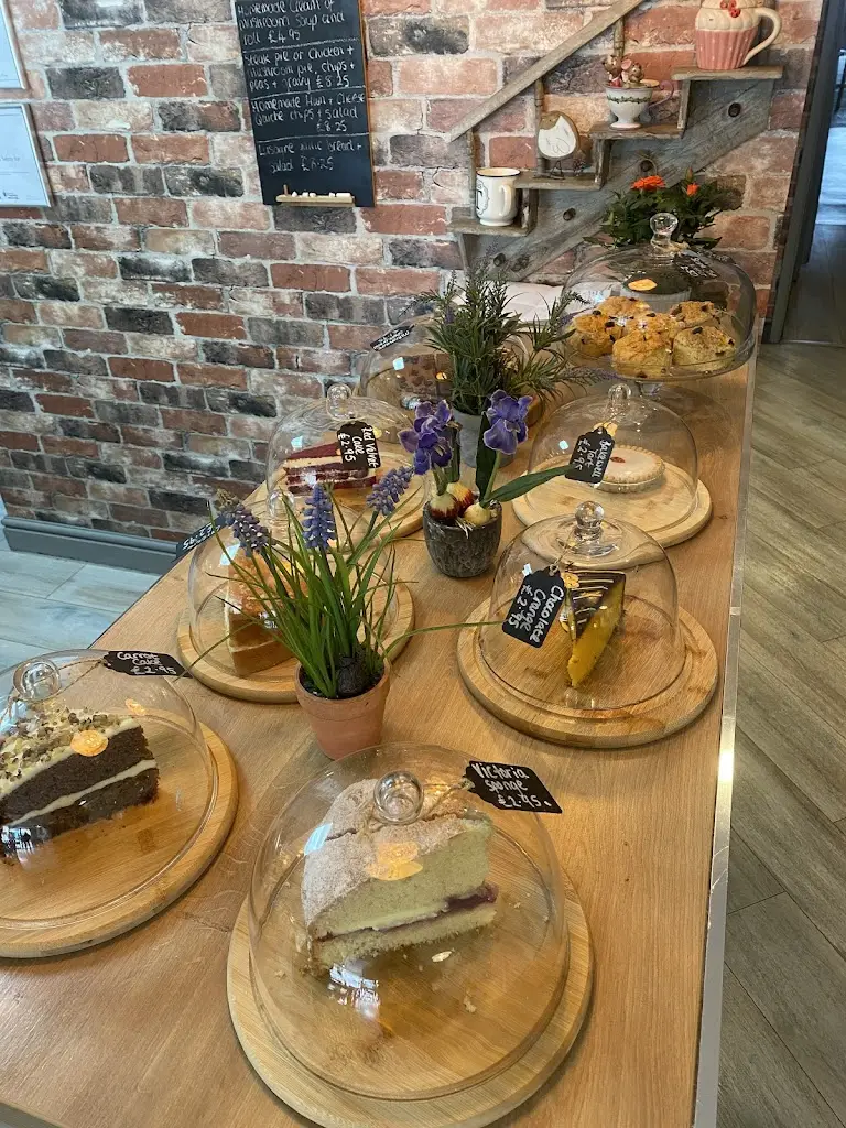 Mrs T's Pantry_Wigston Magna_slider_image_3