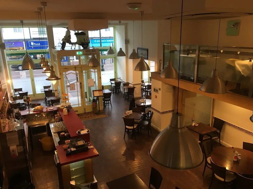 Trattoria Italiana_Bexhill-on-Sea_slider_image_1