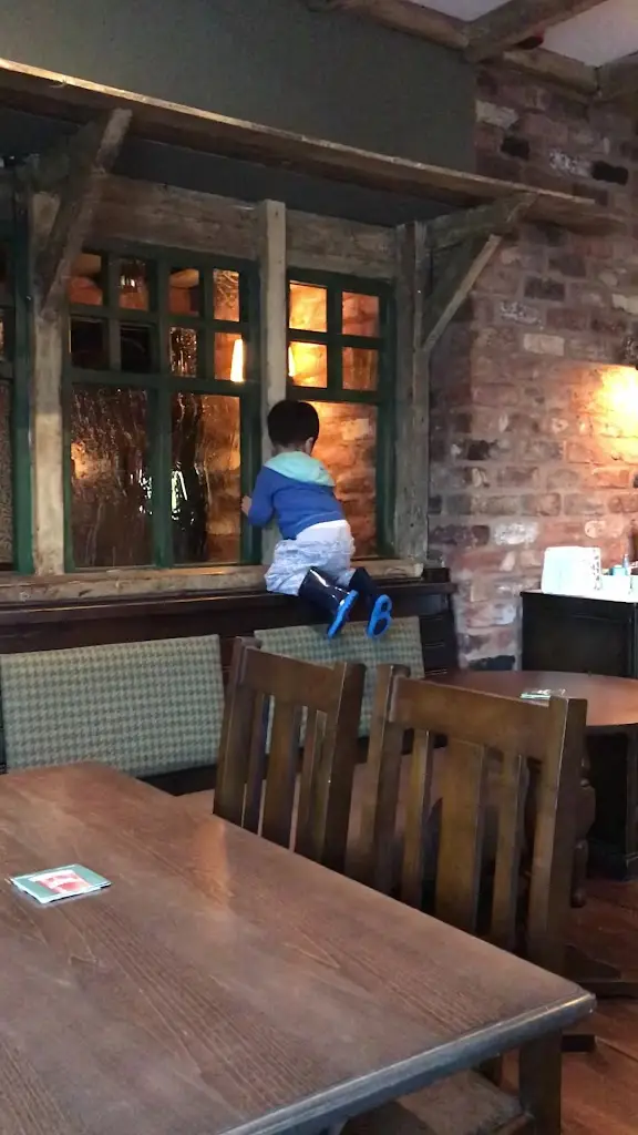 The Chartwell Arms_Wigston Magna_slider_image_2