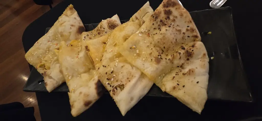 Martyn K-A_Kitchen Royale Crawley_Bewbush_review