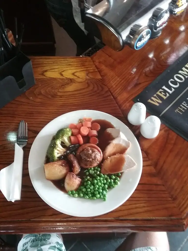 Menu_The Rose & Crown_Wolston_image_3