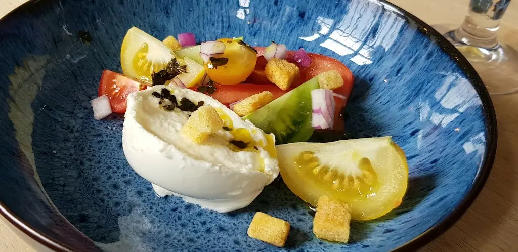 Jason Simpson_The Half Moon_Wolston_recensione