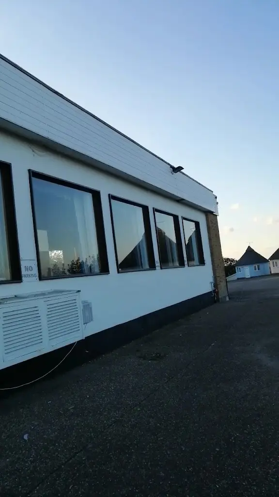 Hermanus bar and family dining_Winterton_slider_image_2