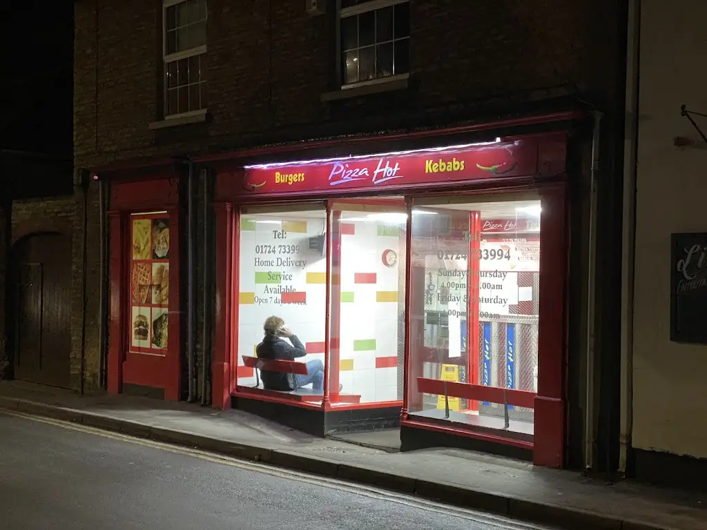 Pizza Hot_Winterton_slider_image_3