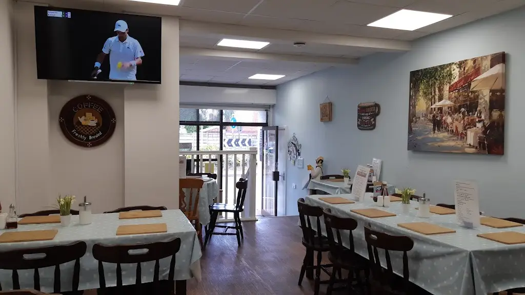 The Island Cafe restaurant in Wollaston