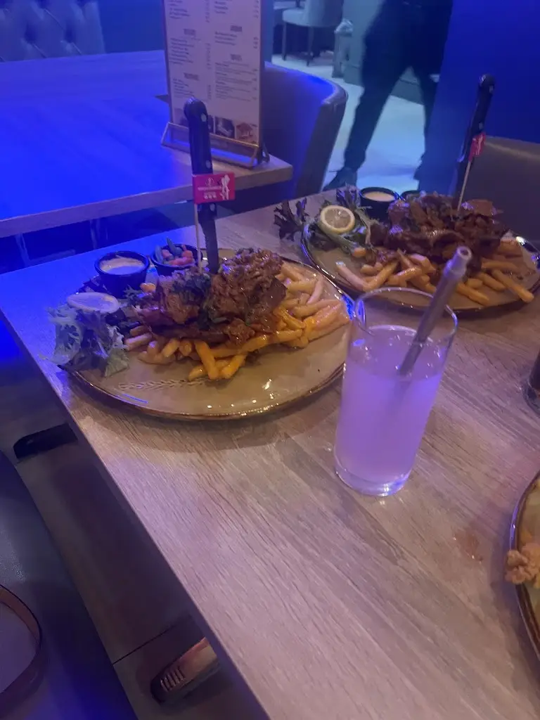 Hannah Bagnall_Chickaros Wolverhampton_Wolverhampton_review