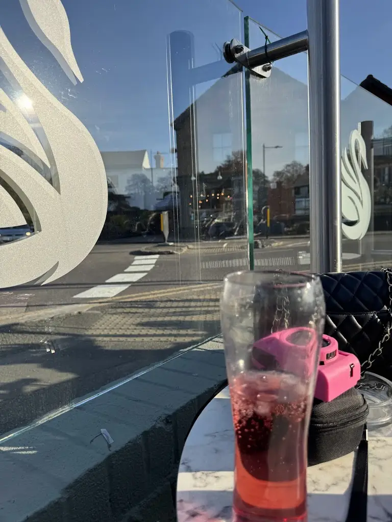 Courtney Sithole_Swan Woburn Sands_Woburn Sands_review