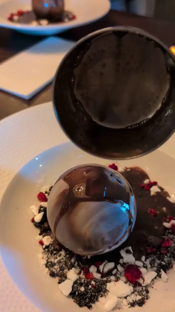 Amber Summers_Swan Woburn Sands_Woburn Sands_review