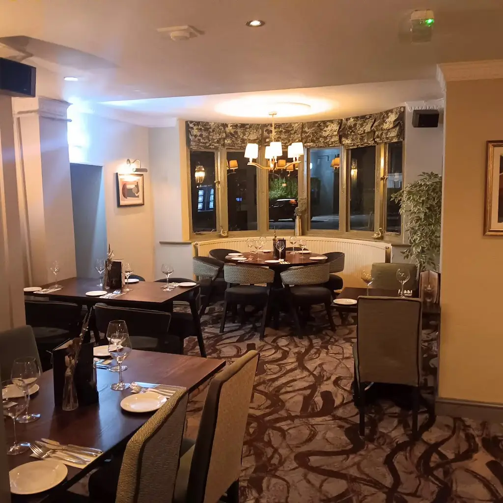 Swan Woburn Sands_Woburn Sands_slider_image_3