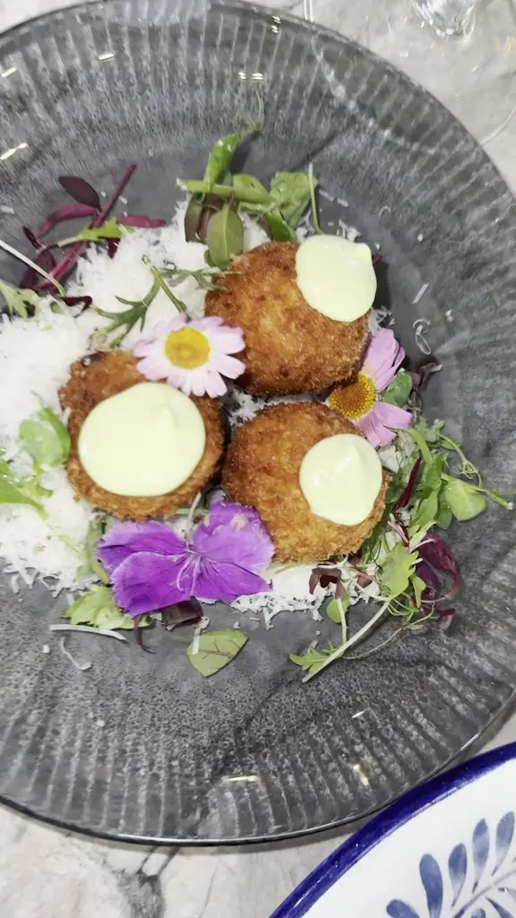 The Greedy Italian_Woburn Sands_slider_image_2