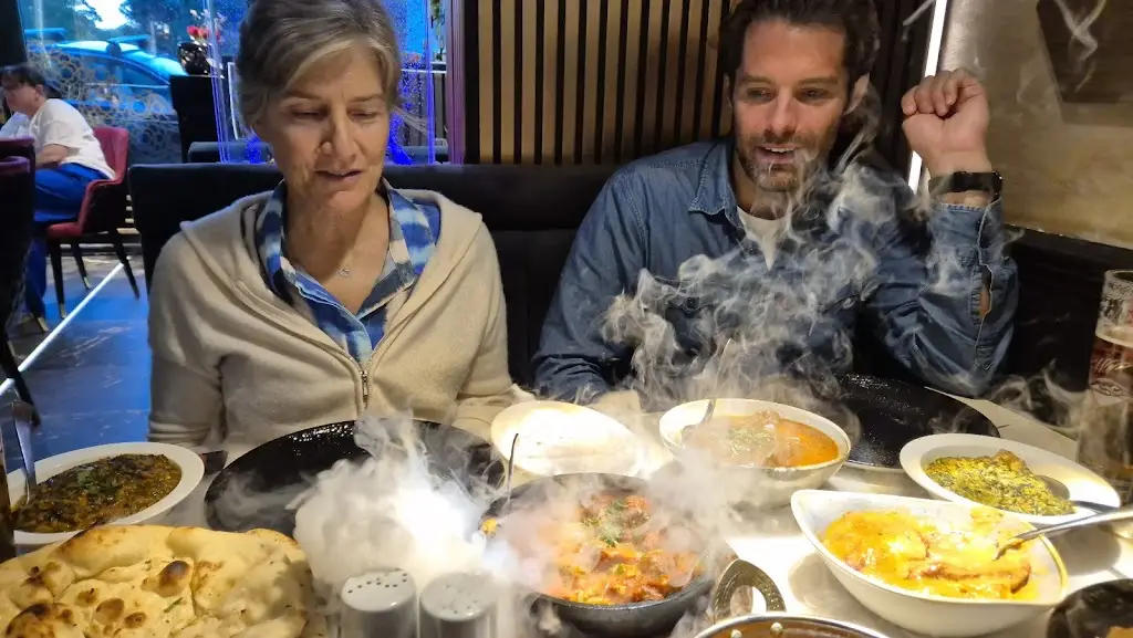 Peter Curtis_Woburn Fort_Woburn Sands_review