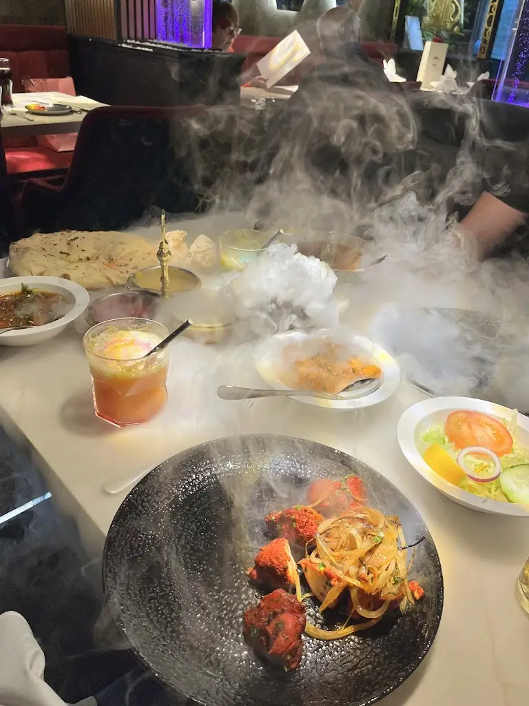 Sarah Harding_Woburn Fort_Woburn Sands_review