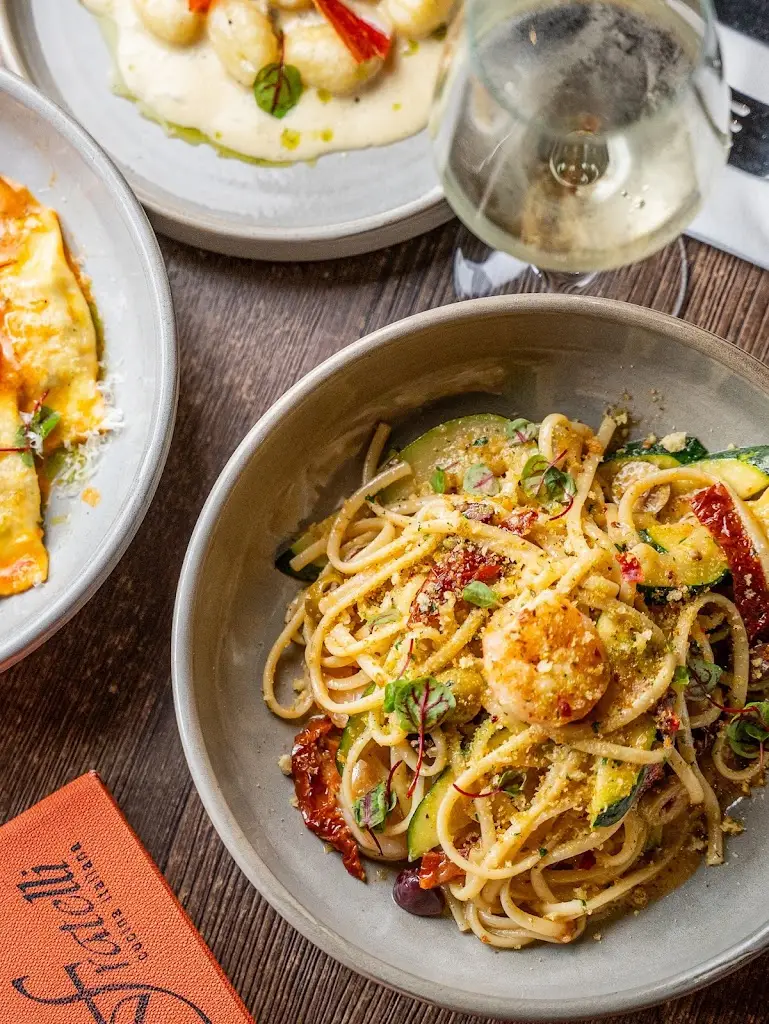 Fratelli Italian Restaurant_Woburn Sands_slider_image_2