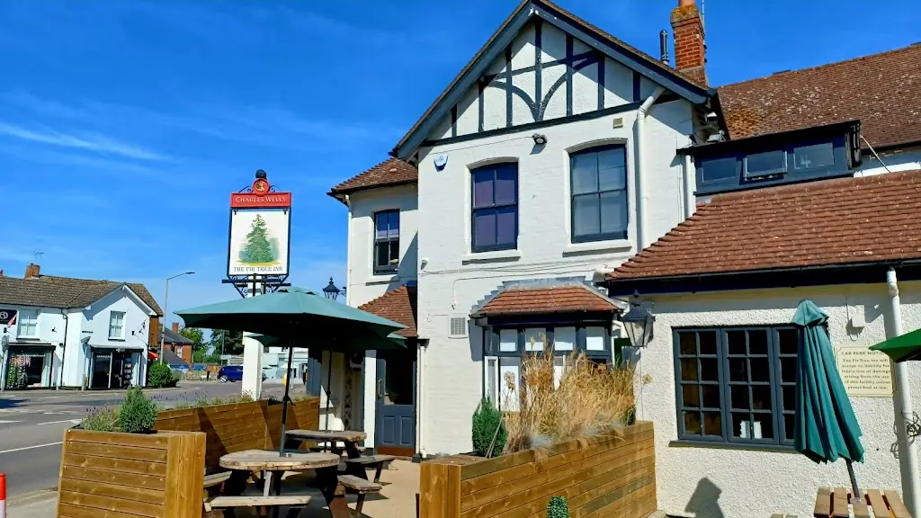 Justin Artingstall_Fir Tree Inn_Woburn Sands_review