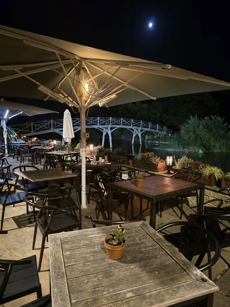 The Trout Inn_Wolvercote_slider_image_3