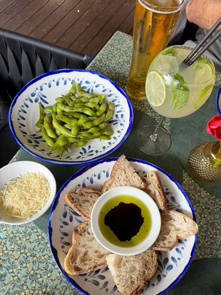 georgia hart_Storia Woodford Green_Woodford_review