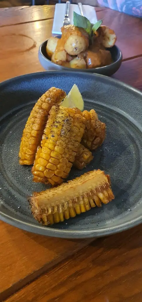 ASHLEIGH Divine_The Four Bells Inn_Woodborough_recensione