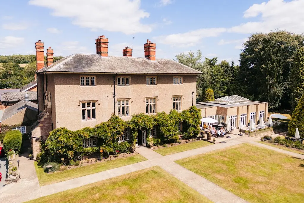 SaywellHQ Wedding Photographer (Andy Saywell)_Woodborough Hall_Woodborough_review