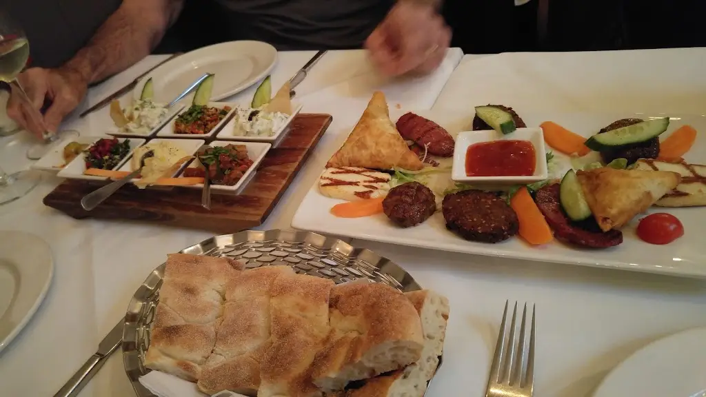 Menu_Mezze On The Green_Woodford Green_image_5