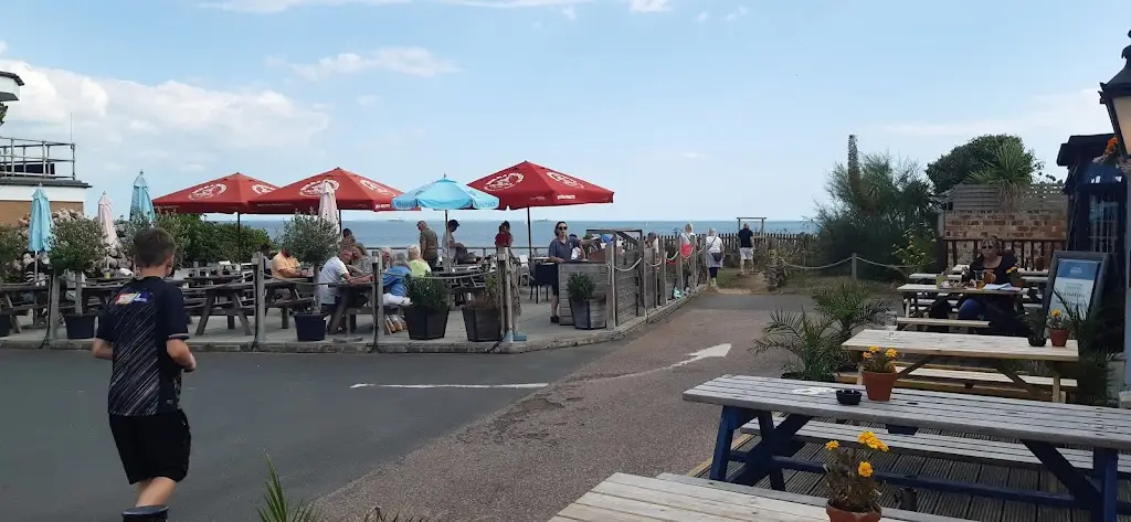 cutnedge69_The Crab and Lobster Inn_Bembridge_review