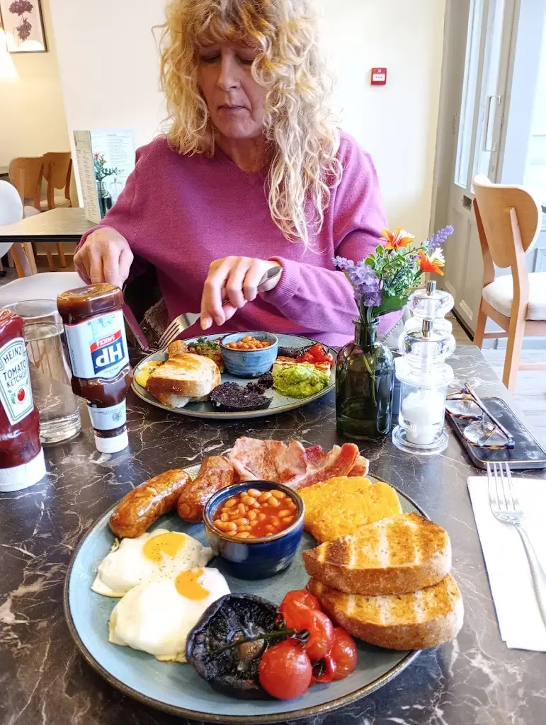 Menu_Breeze_Witham_image_8