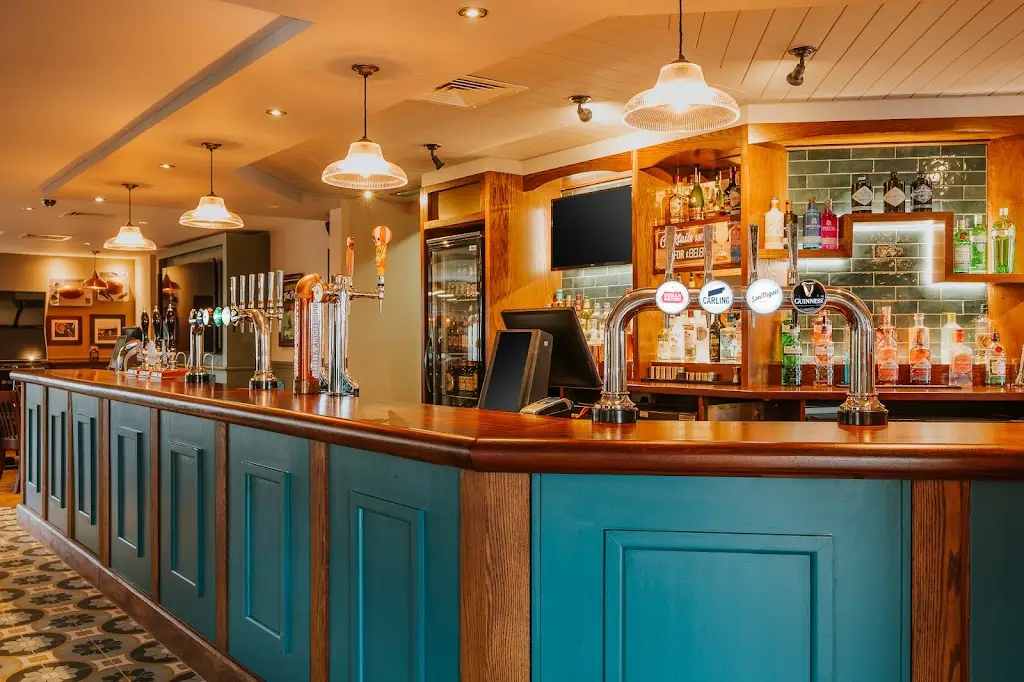 Saxon Arms Witham restaurant in Witham