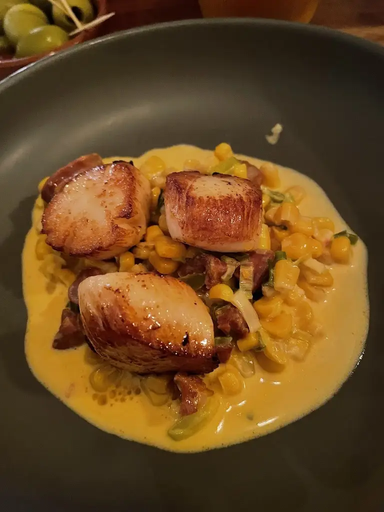 El Pulpo_Witham_slider_image_2