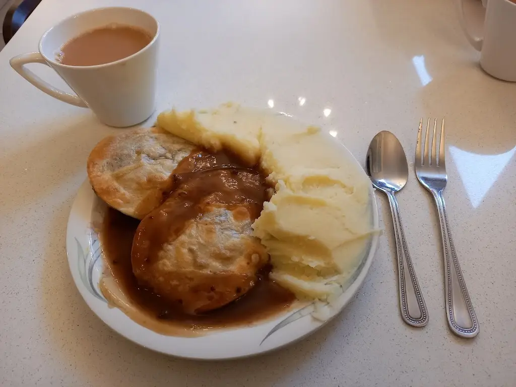 Menu_Pollys Pie & Mash_Witham_image_6