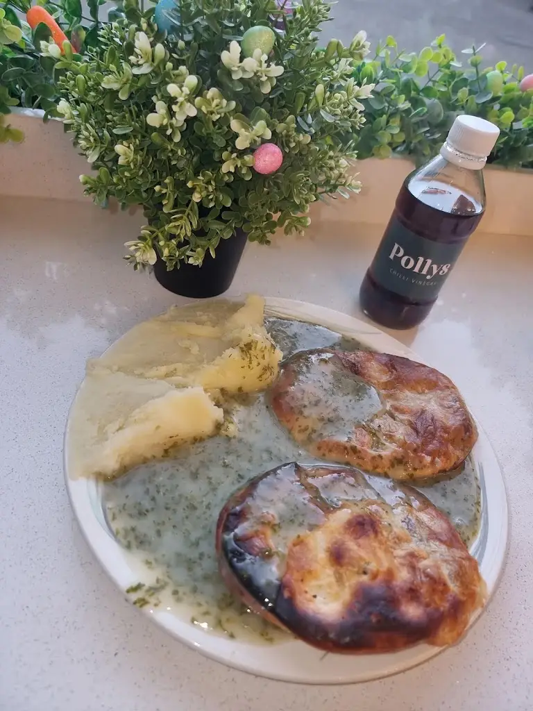 Pollys Pie & Mash_Witham_slider_image_2