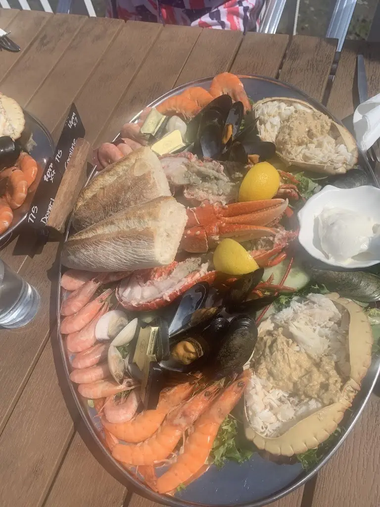 AB_The Best Dressed Crab Ltd_Bembridge_review