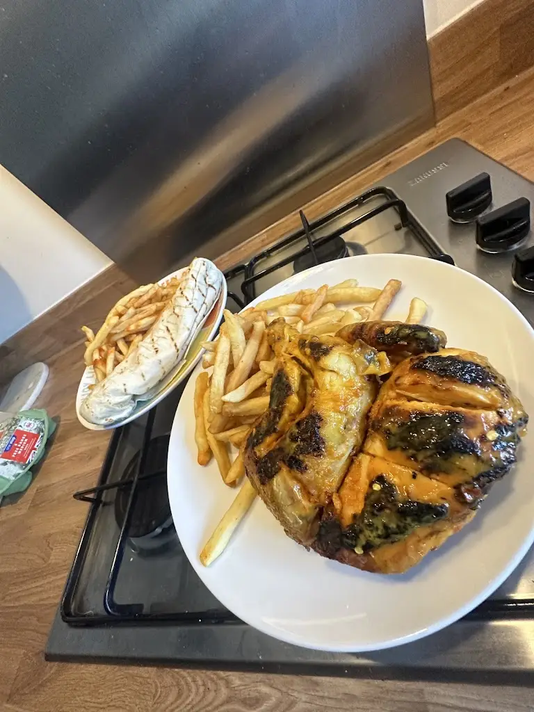 Menu_Mo's Peri Peri - Witham_Witham_image_9