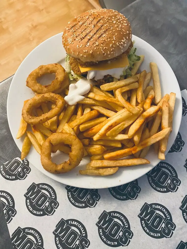 Dean Thompson_Mo's Peri Peri - Witham_Witham_review