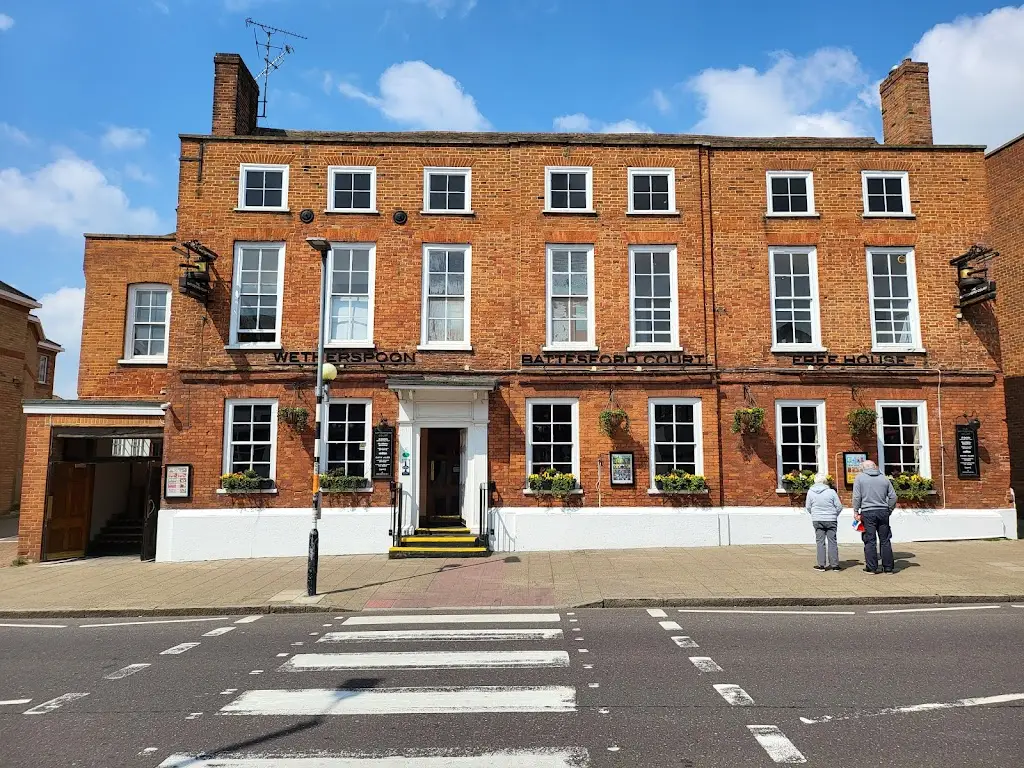 Jason Fury_The Battesford Court - JD Wetherspoon_Witham_review