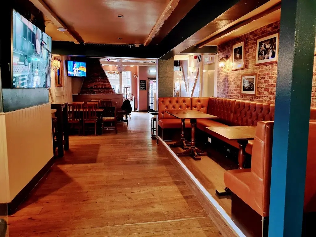 The George Social_Witham_slider_image_1