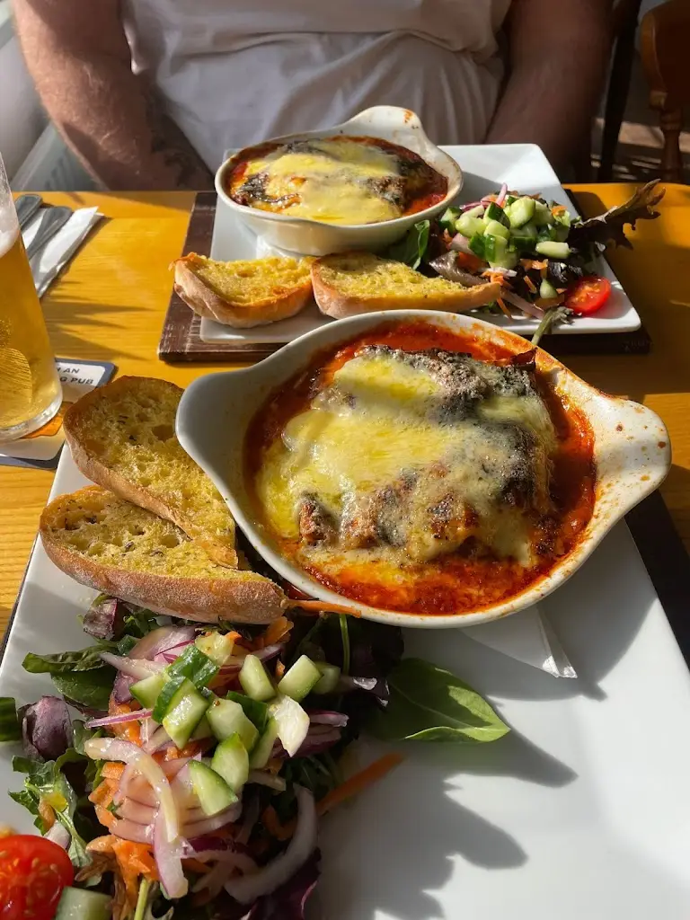 Alex Jackson_The Woodmans Arms_Wootton_review